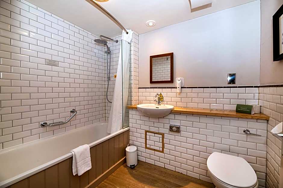 Greswolde Arms by Chef & Brewer Collection