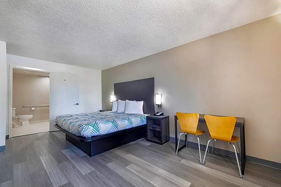 Motel 6 Lake Charles, LA