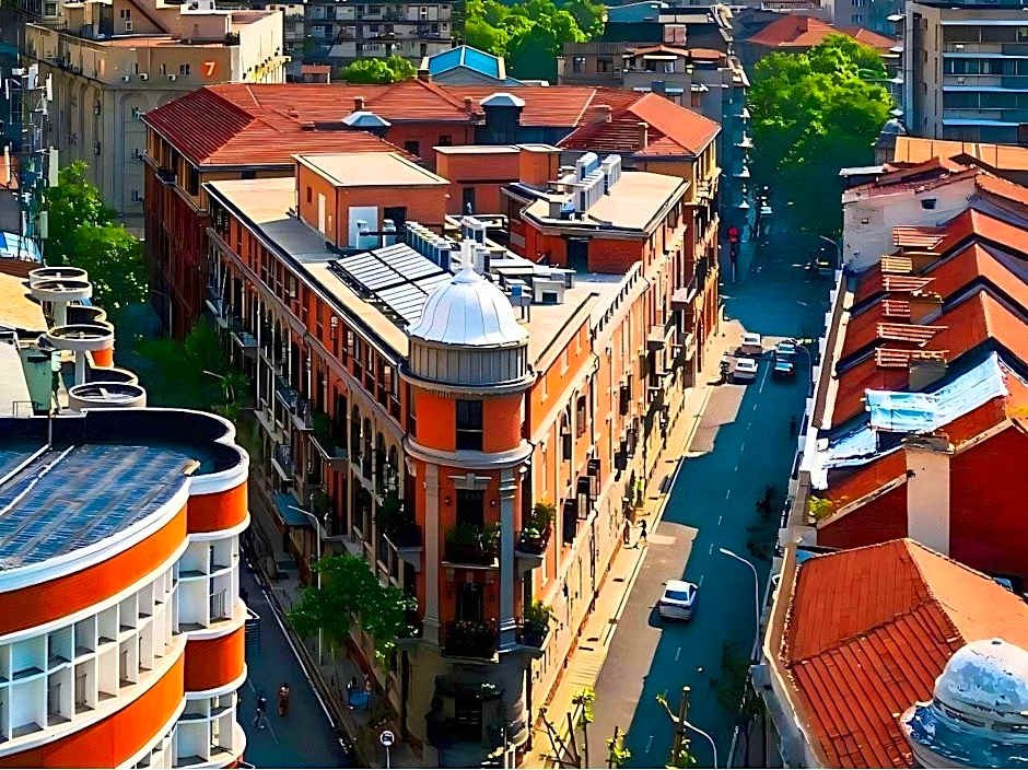 Lavande Hotel Wuhan Huanghelou Branch