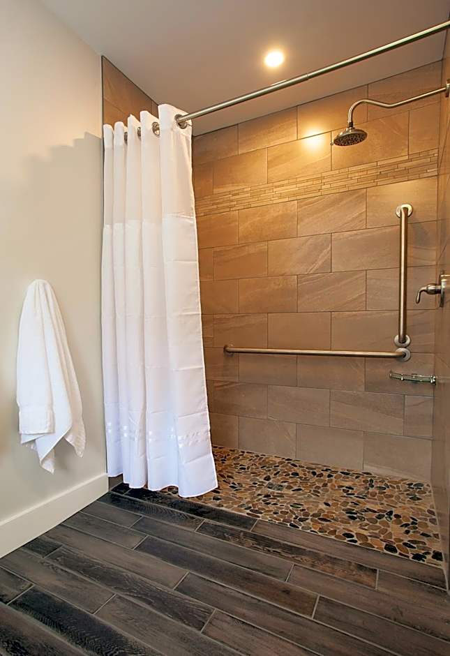 Indian Falls Chalets