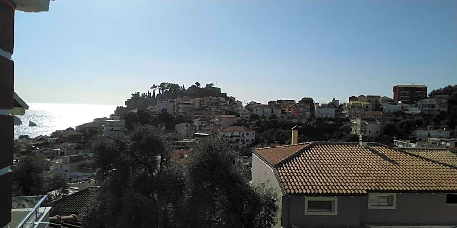 Studios Spiros Parga