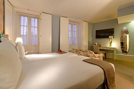 Superior Double Room with City View