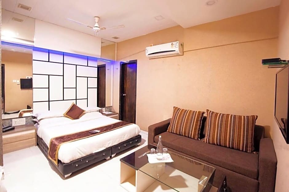 Spring Sky Mughalsarai by ShriGo Hotels