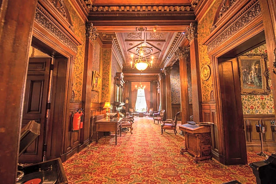 Macdonald Norwood Hall Hotel