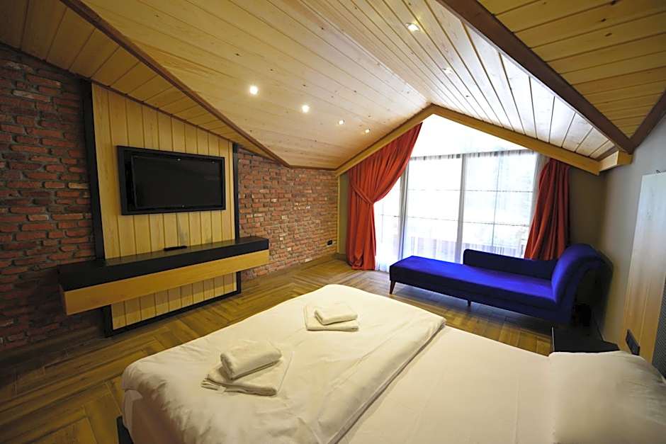 Inanlar Deluxe Hotel & Bungalow