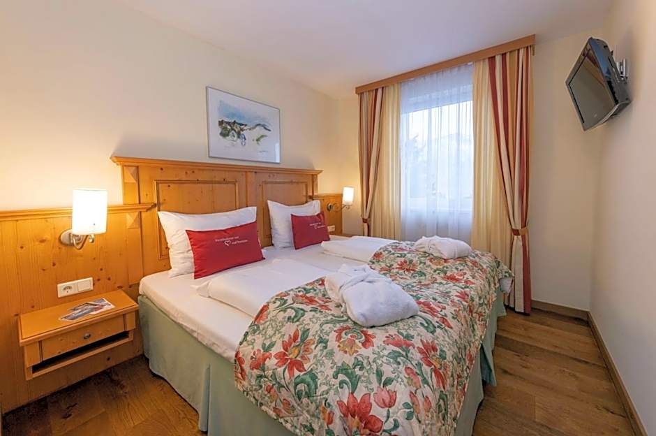 VÖTTER'S HOTEL in Kaprun am Kitzsteinhorn - Skibus direkt