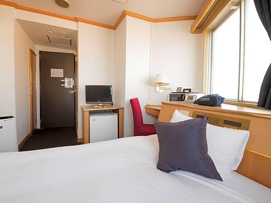 HOTEL LiVEMAX  BUDGET NAHA MATSUYAMA