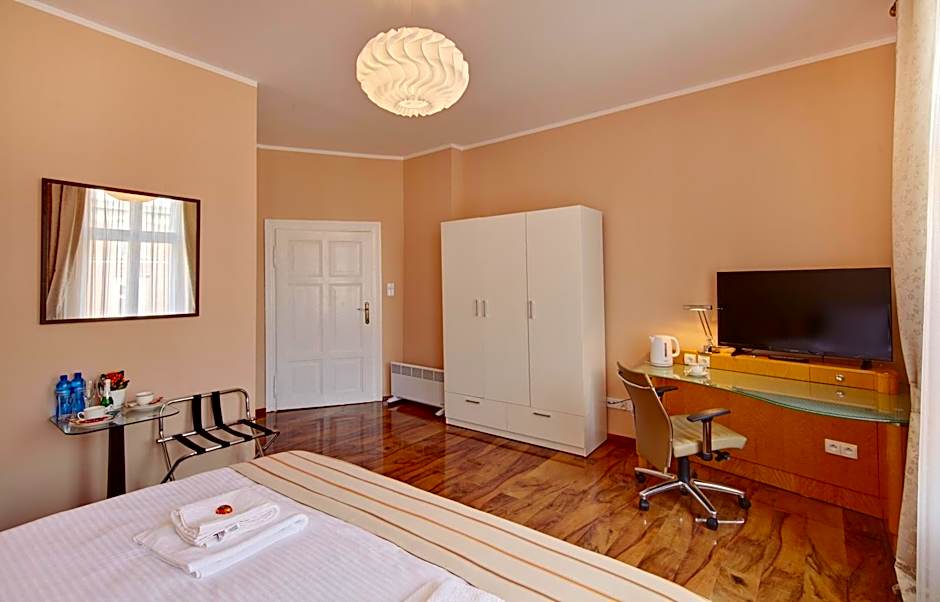 Jagiellonska 3 ApartHotel - Duze przestronne pokoje, centrum miasta, szybkie WiFi