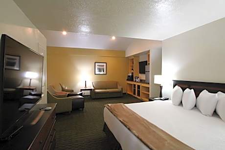 Dinosaur Inn & Suites