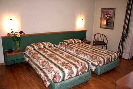Two Connecting Double Rooms