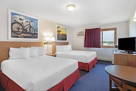 2 Queen Beds Non-Smoking