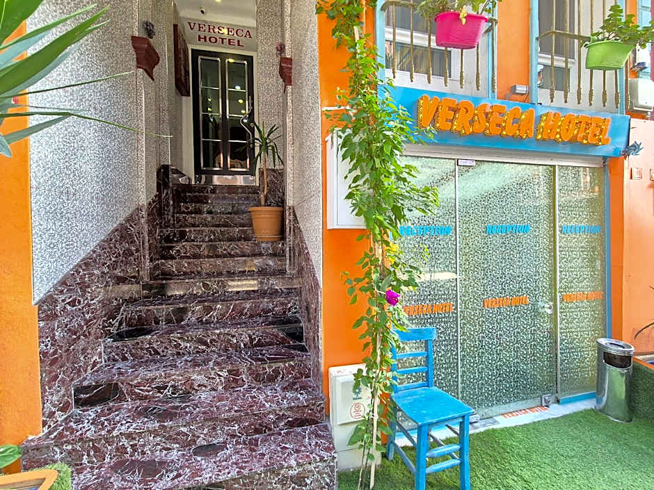 VERSECA HOTEL
