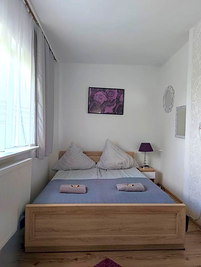 Photo 1 of 4 of Quadruple Room