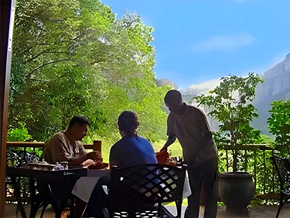 Forest Creek Lodge And Spa