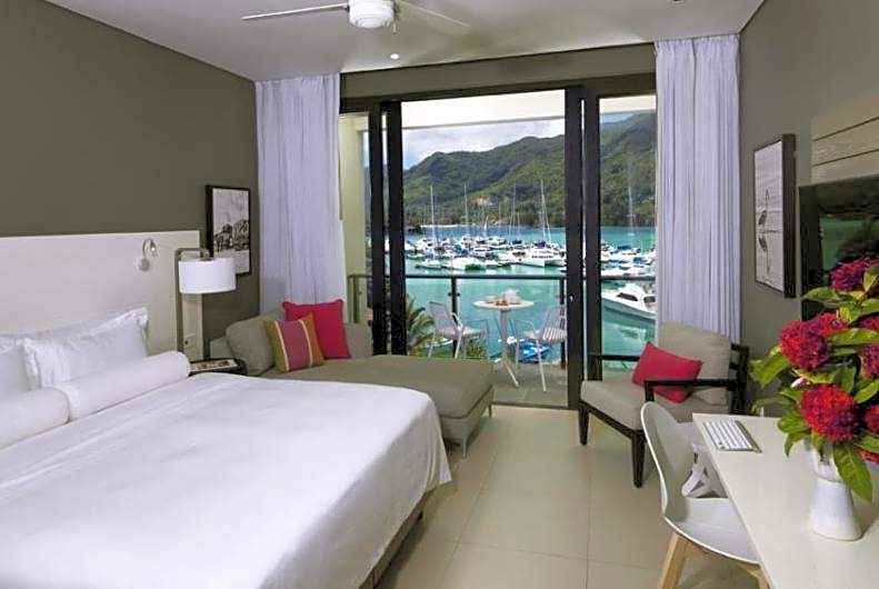 Eden Bleu Hotel