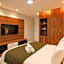 Comfortable 3 Bedrooms: Side Sea View