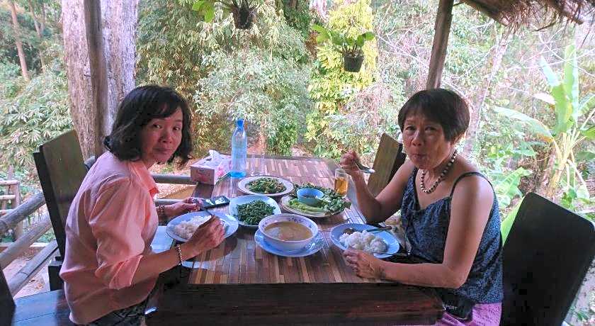 Hill Tribe Art House (Lahu & Akha Homestay)