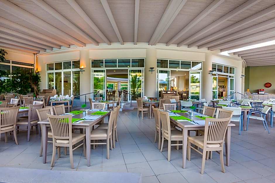 Kipriotis Maris Suites