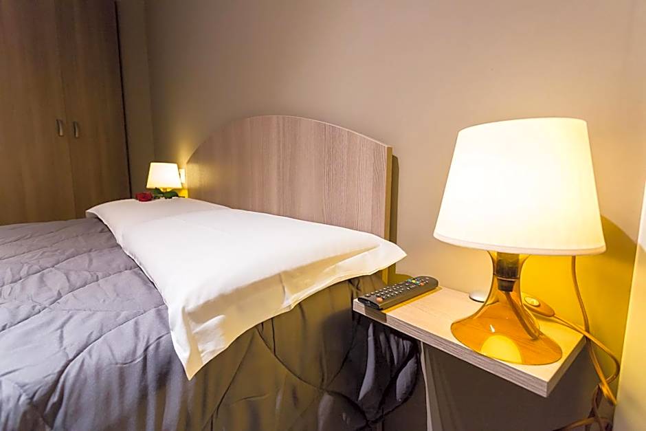 HH Hermoso Housing ALESSANDRIA