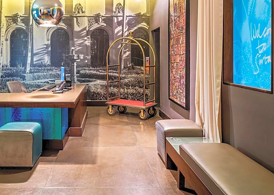 Sirtaj Hotel