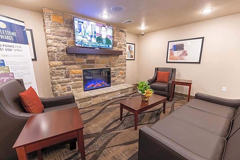 Cobblestone Inn & Suites - Winters