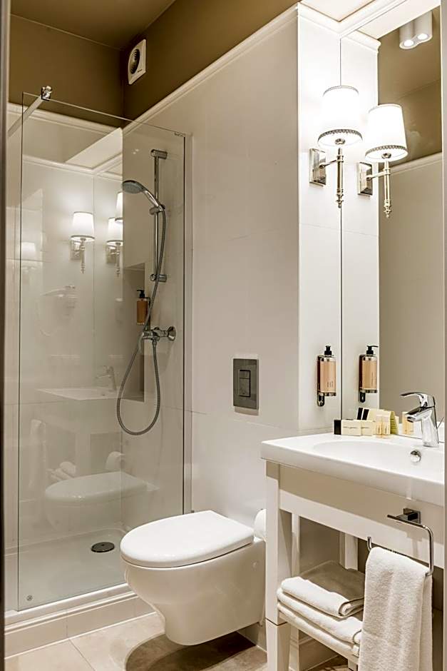 AVANTI Home
