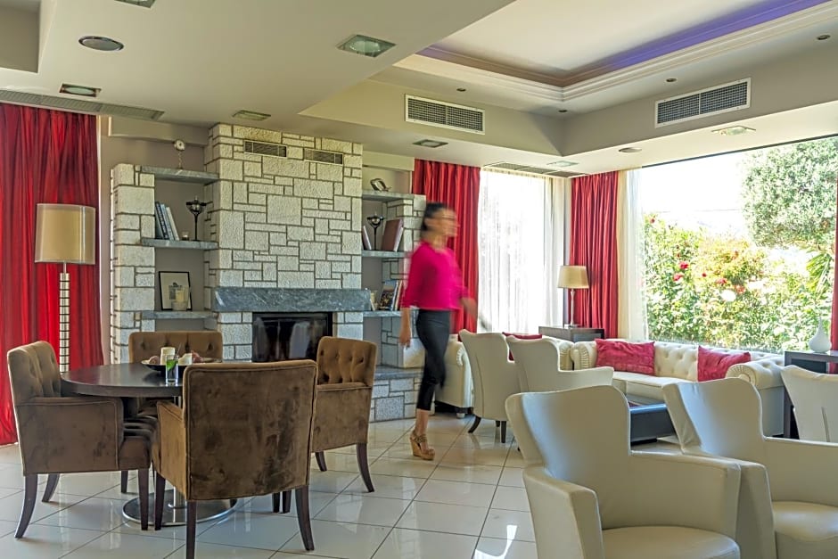 Ai Yannis Suites and Apartments Hotel