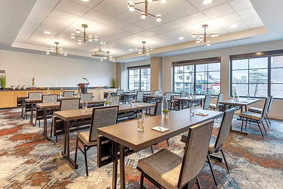 Cambria Hotel Denver Downtown RiNo