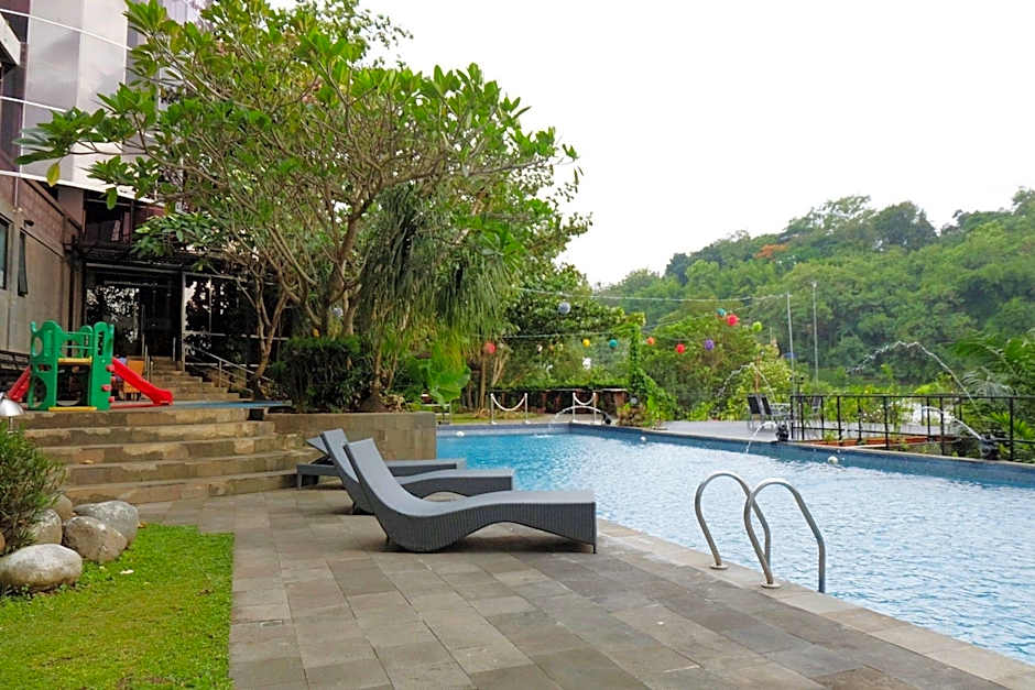 Oak Tree Emerald Hotel & Conventions Semarang