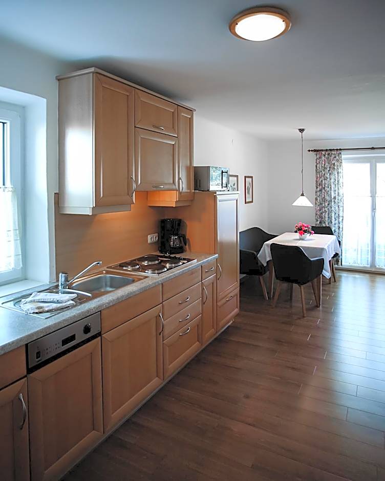 Appartements Ferienwohnungen Alpenblick