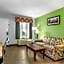Quality Inn & Suites Greenville - Haywood Mall