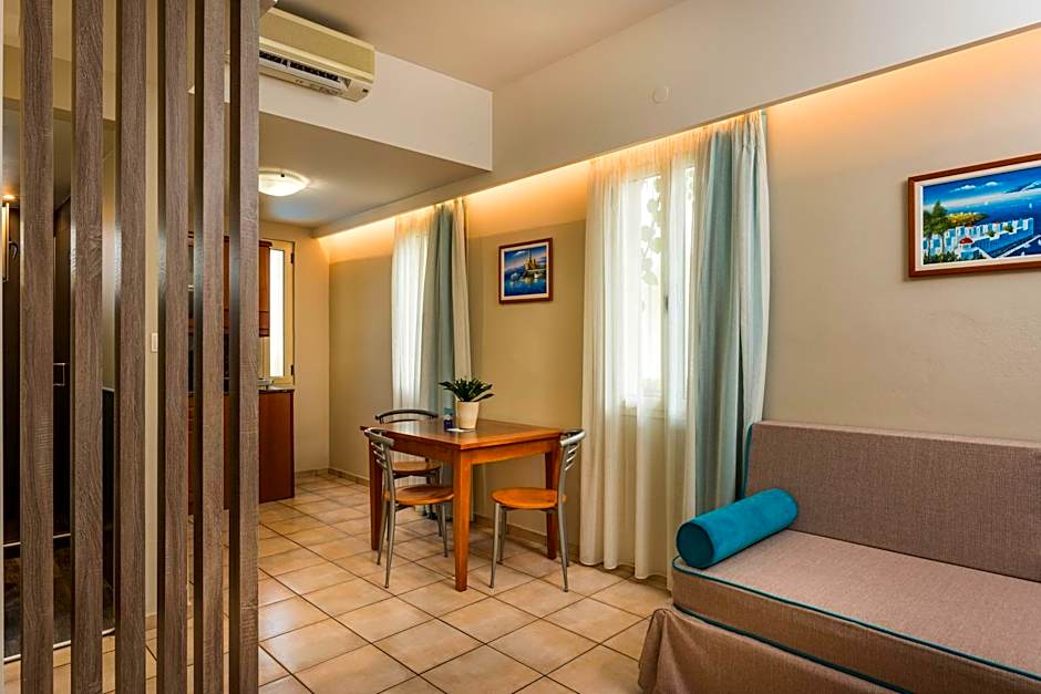 Elotis Suites