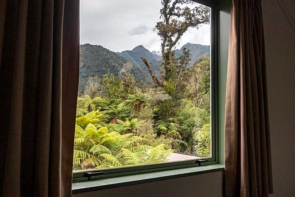 Rainforest Retreat