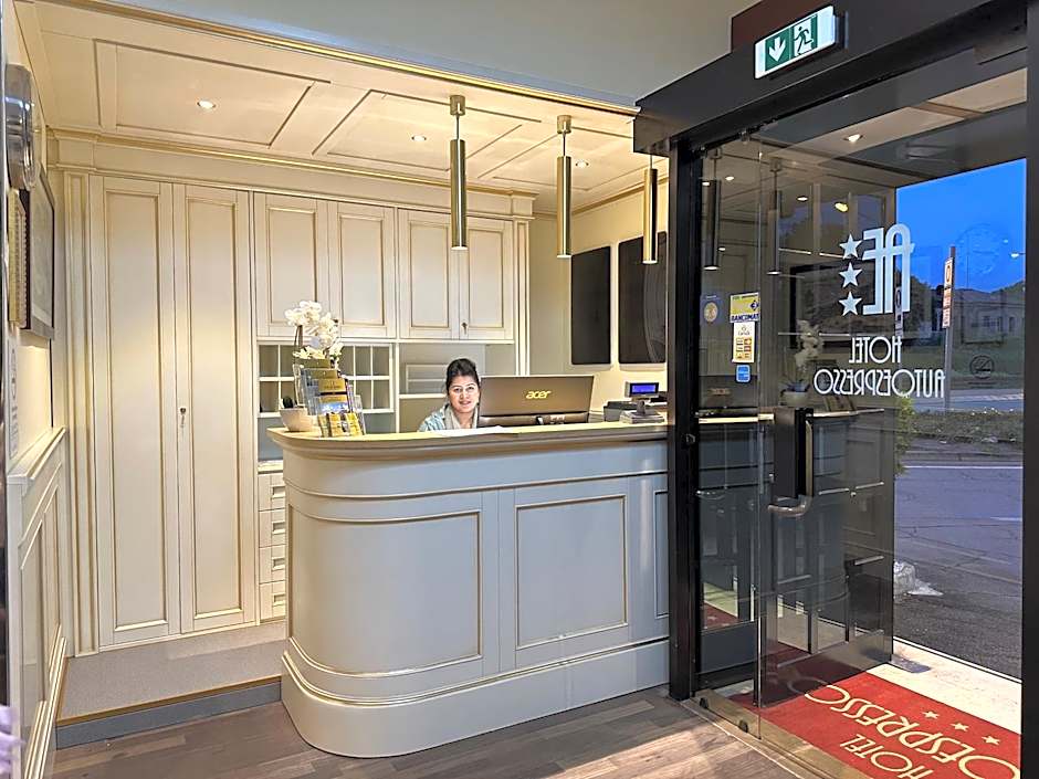 Hotel Autoespresso Venice - Atika & Atif