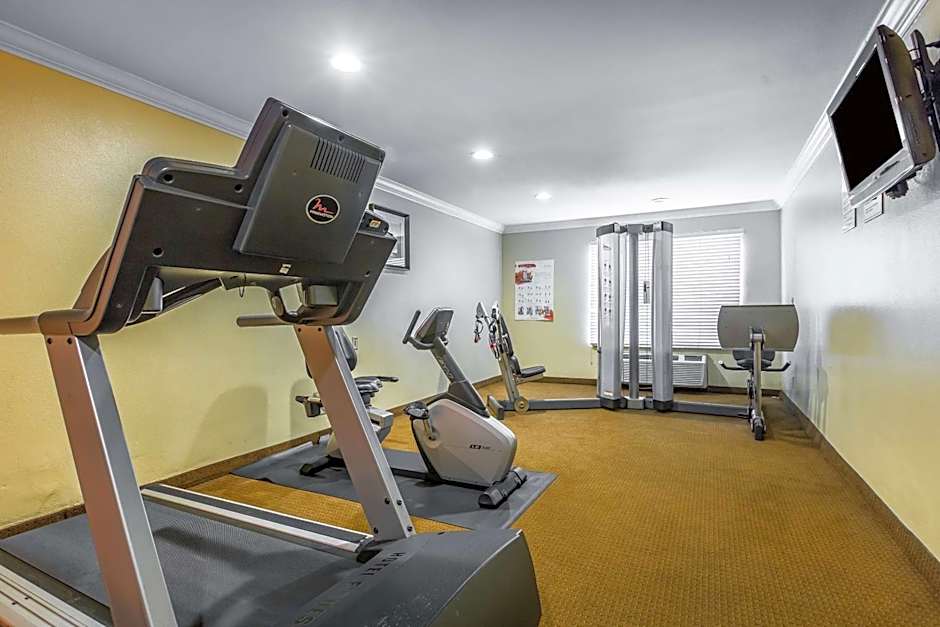 Quality Inn & Suites Bell Gardens-Los Angeles