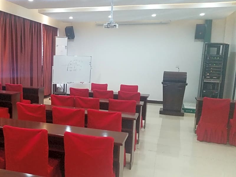 GreenTree WuHu Fangte Gangwan Road Business Hotel