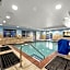 Holiday Inn Express Hotel & Suites Lincoln-Roseville Area By IHG