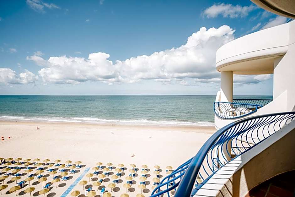 Hotel Playa Victoria