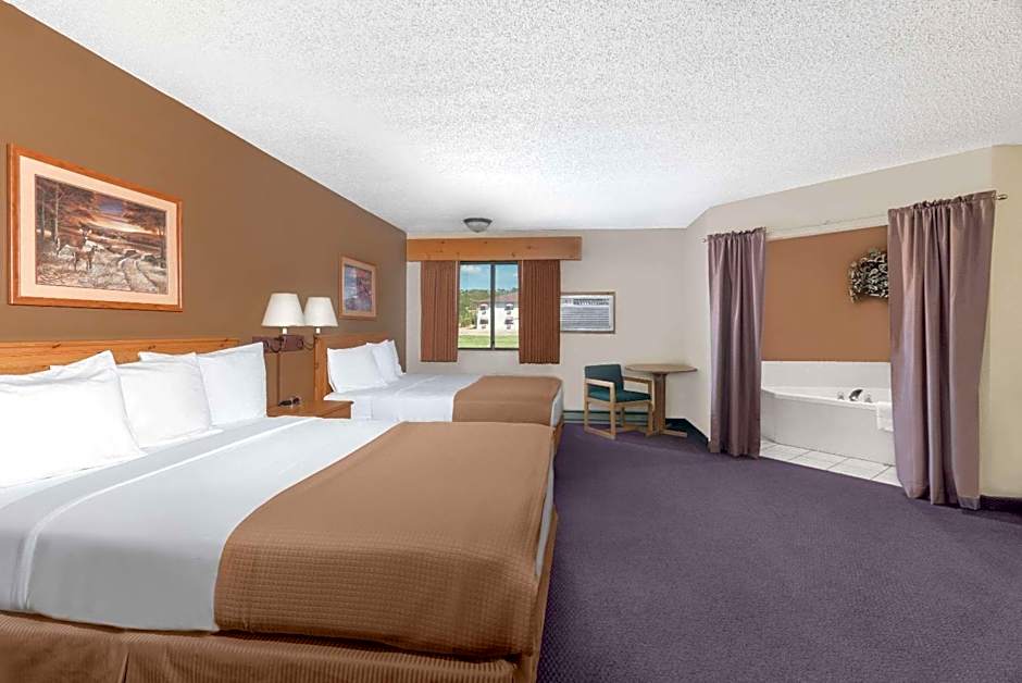 Zdjęcie 1 z 3 — Studio 3 Queen Beds Suite