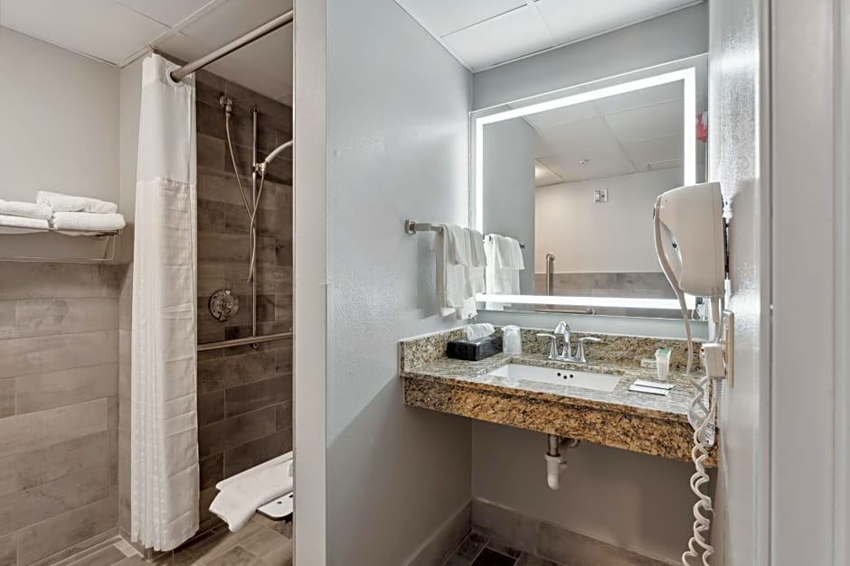 AmericInn by Wyndham Wisconsin Dells