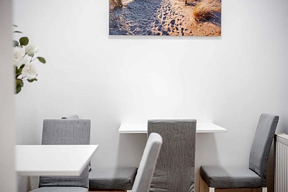 Modern Central City Rooms