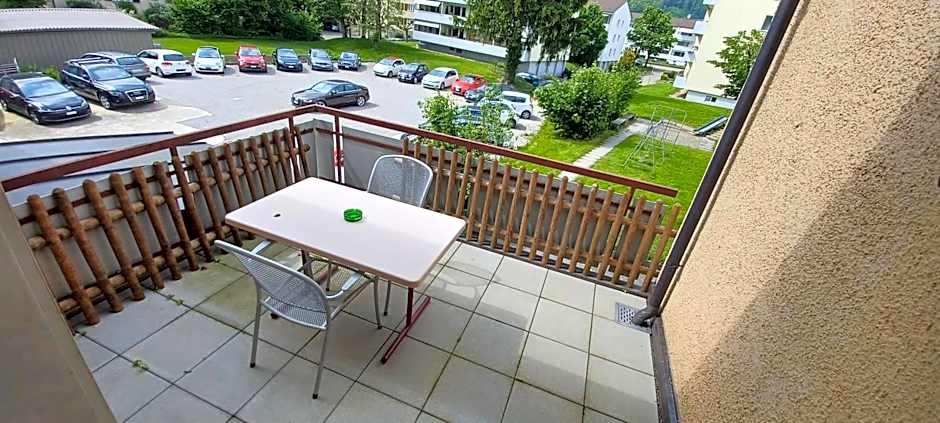 Hotel / Restaurant Post