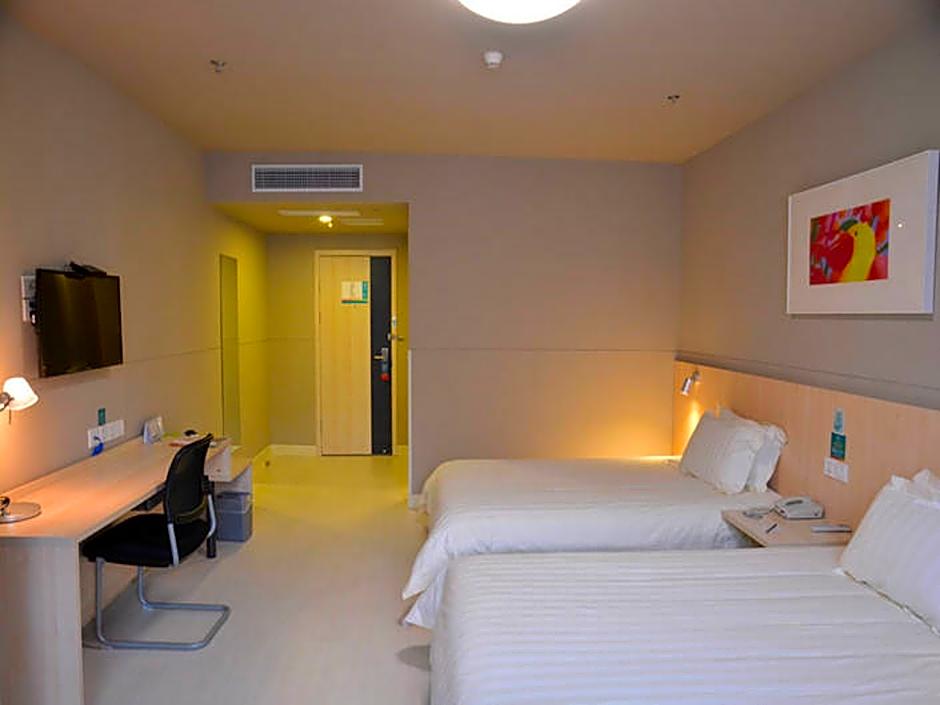Jinjiang Inn Siping Pingdong Road Wada Square