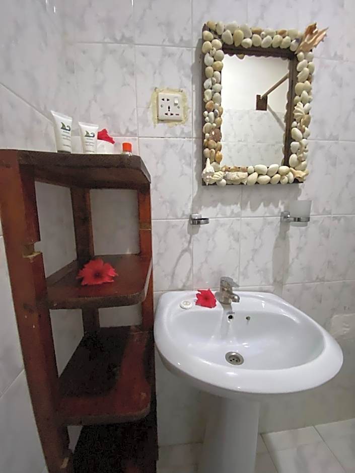 Menai Bay Beach Bungalows