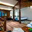 Lijiang Lize Graceland Artistic Suite Inn