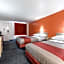 Travelodge by Wyndham Lansing