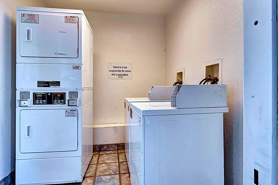 Motel 6 Santa Rosa - South