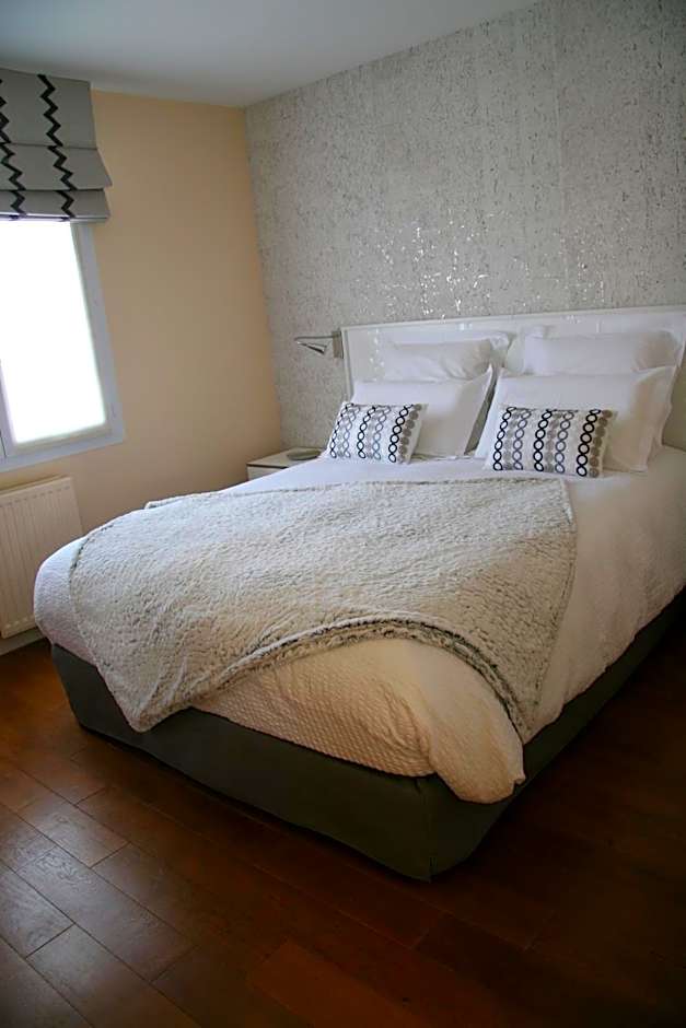 Les Suites Champenoises