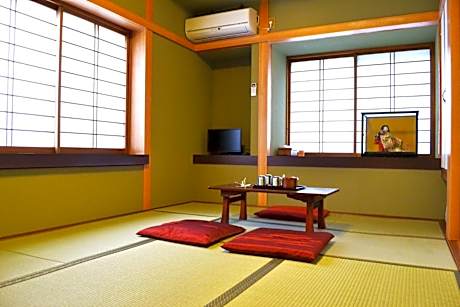 Japanese-Style Room with Shared Bathroom - Non-Smoking