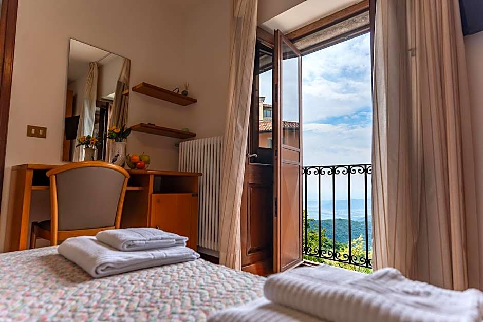 Hotel casa del pellegrino - Castelmonte